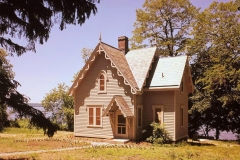 The cottage on the Lyndhurst estate, Tarrytown, New York, where Ahmet Robenson lived his final years.